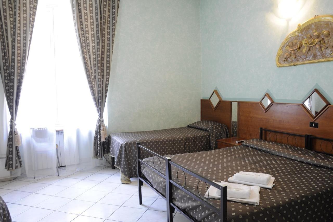 Hotel Farini Róma Kültér fotó