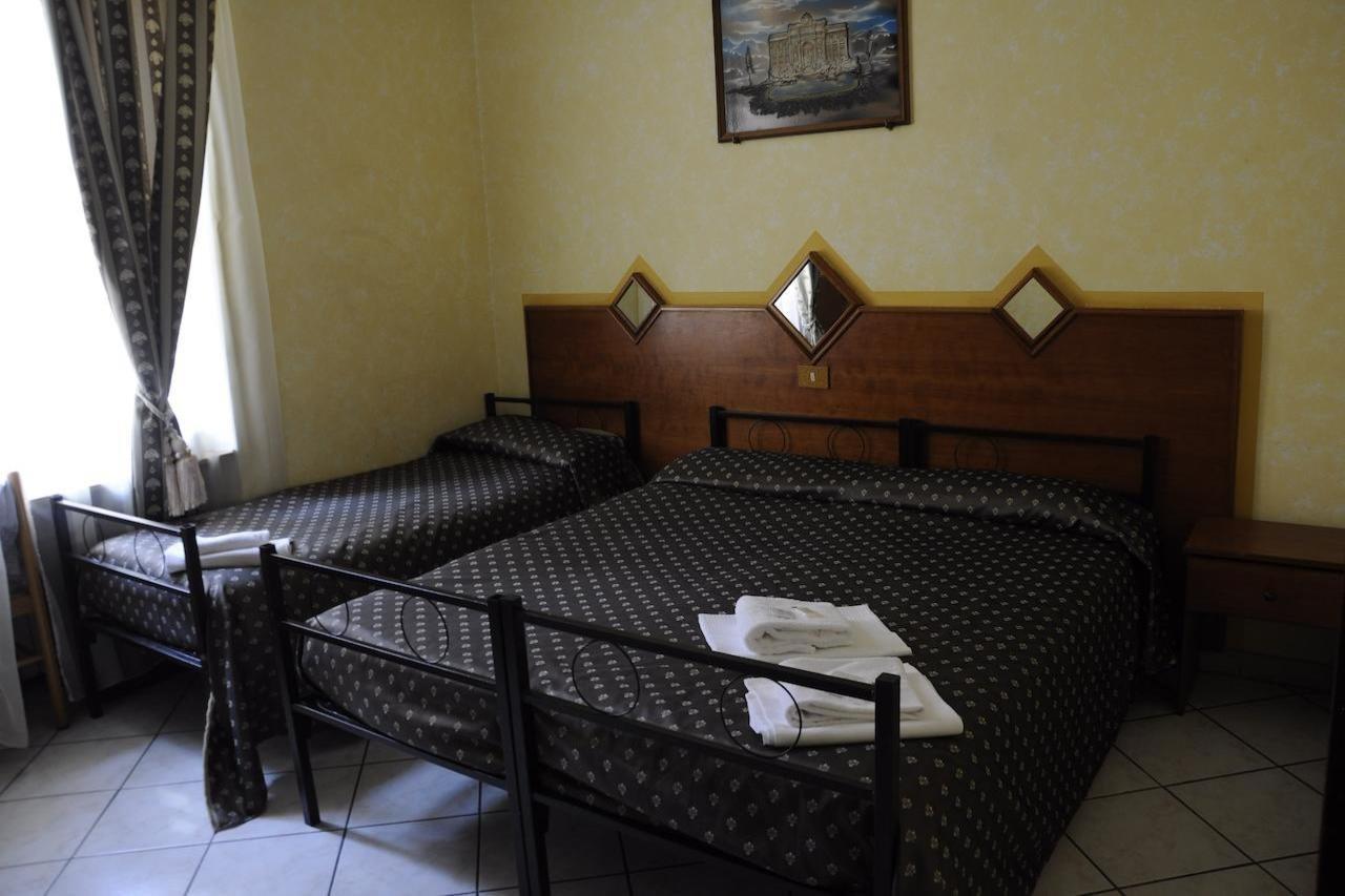 Hotel Farini Róma Kültér fotó