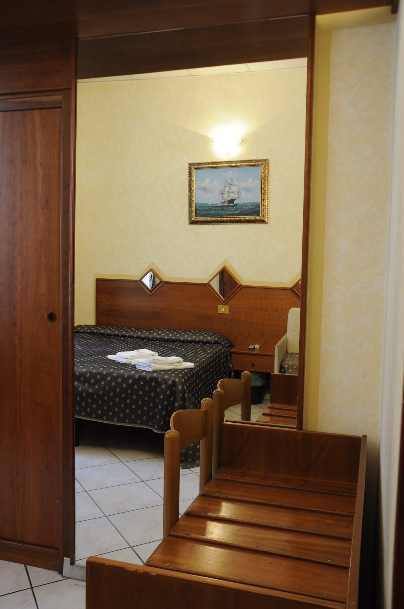 Hotel Farini Róma Kültér fotó