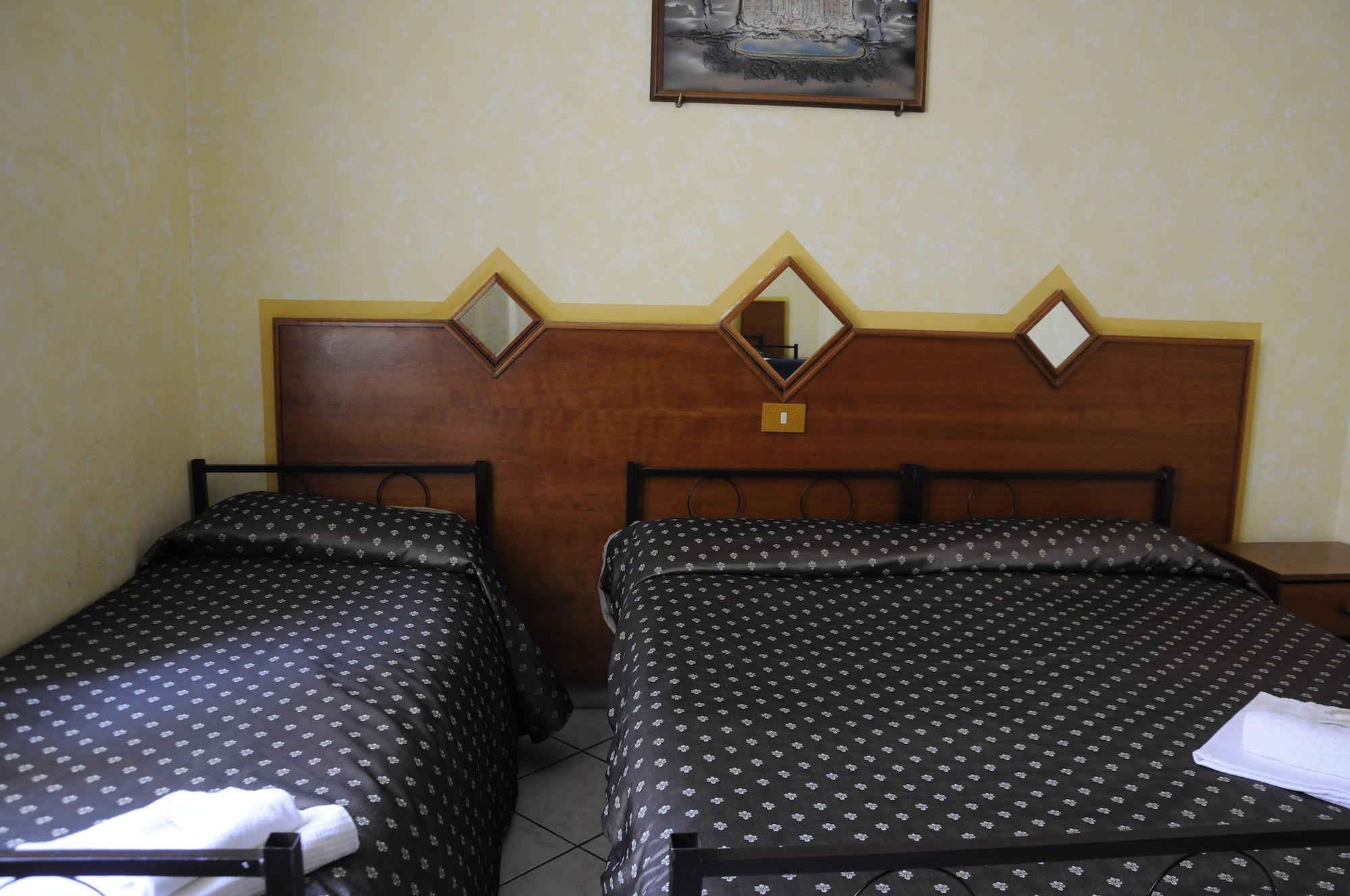 Hotel Farini Róma Kültér fotó