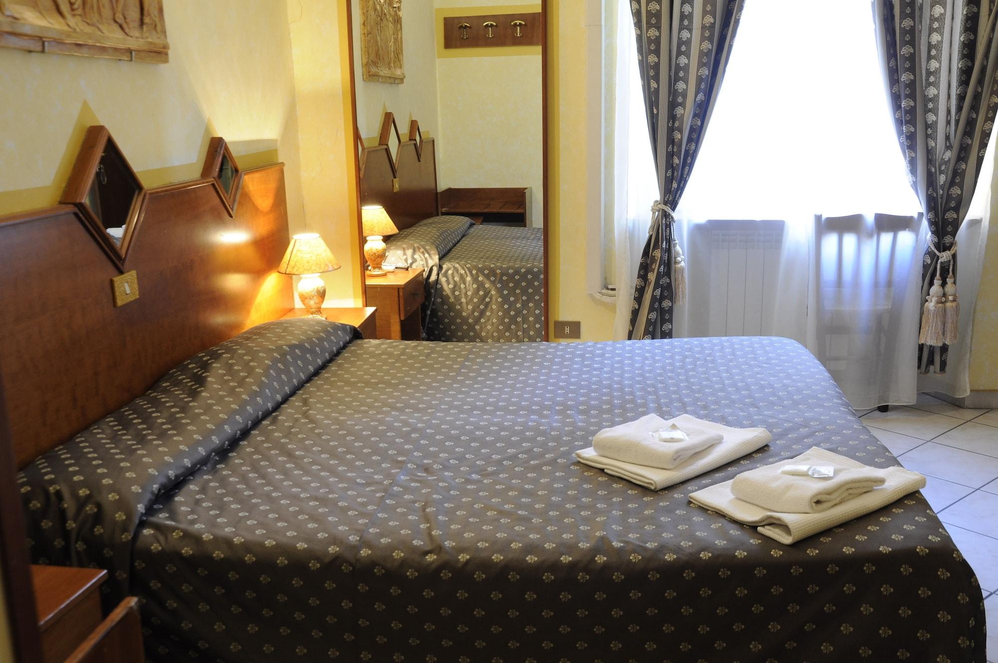 Hotel Farini Róma Kültér fotó