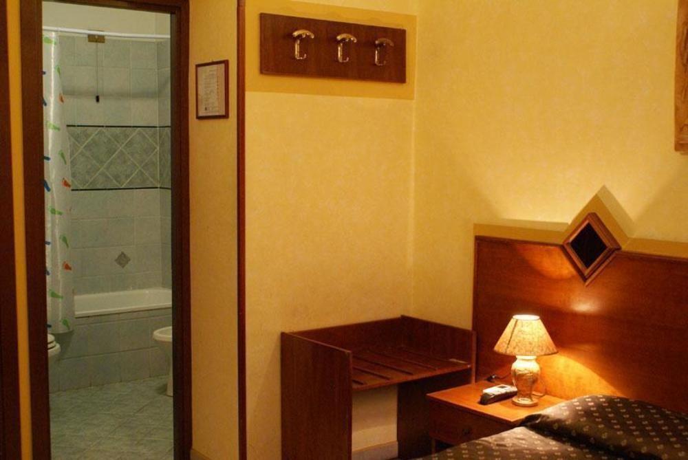 Hotel Farini Róma Kültér fotó