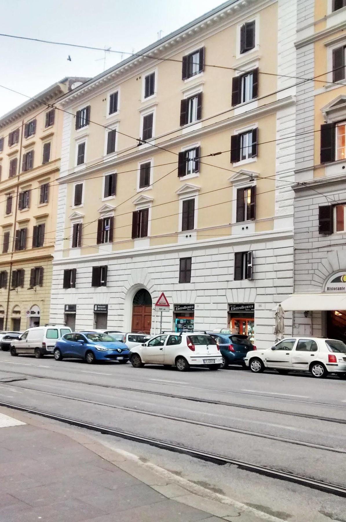Hotel Farini Róma Kültér fotó