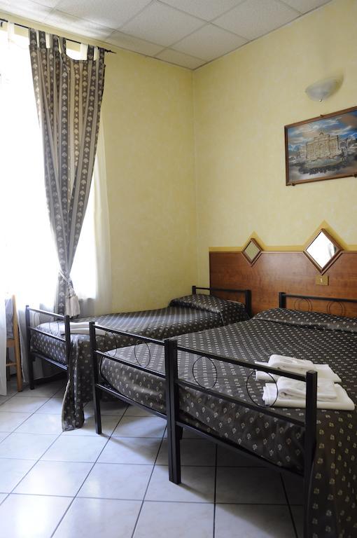 Hotel Farini Róma Kültér fotó